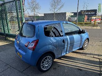 Renault Twingo 1.2 16V AIRCO picture 4