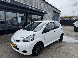 Schadeauto Toyota Aygo 1.0 12V AIRCO 5-DRS 2011/3