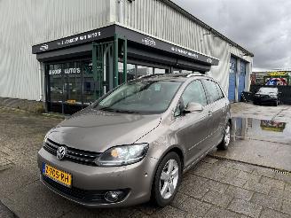 Avarii autoturisme Volkswagen Golf plus 1.4 TSI HIGHLINE AUTOMAAT SCHUIFDAK 118KW 2010/8