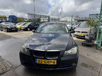 BMW 3-serie 318i Airco 105kw picture 2