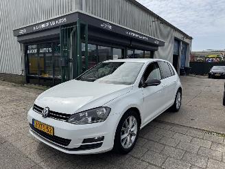 uszkodzony samochody osobowe Volkswagen Golf 1.2 TSI AIRCO 5-DEURS 2014/11