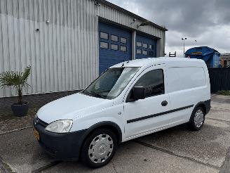 Unfallwagen Opel Combo 1.6 16V CNG GAS AIRCO 2011/8