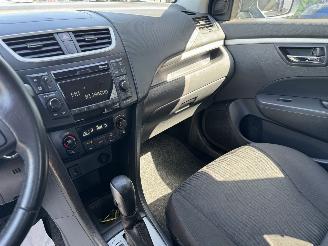 Suzuki Swift 1.2 AUTOMAAT KEYLESS  AIRCO KM: 155.000 NAP! picture 13