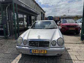 Mercedes E-klasse E290 Turbo Diesel Automaat Leer picture 2