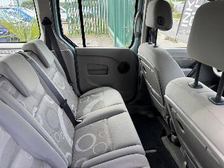 Renault Kangoo 1.6 16V AIRCO PERSONEN UITVOERING picture 5