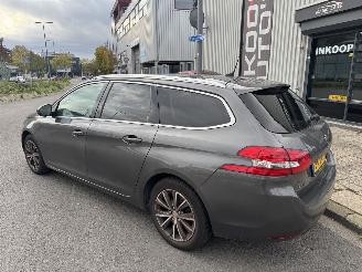 Peugeot 308 1.2 96KW picture 4