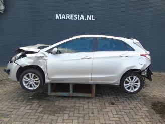 Uttjänta bilar auto Hyundai I-30 i30 (GDHB5), Hatchback, 2011 1.4 16V 2013/6