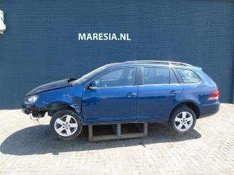 Coche siniestrado Volkswagen Golf  2013/4