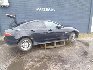 Autoverwertung Jaguar XE XE, Sedan, 2015 2.0d 180 16V 2017/4
