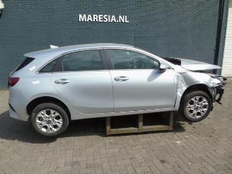 rozbiórka samochody osobowe Kia Cee d  2024/3