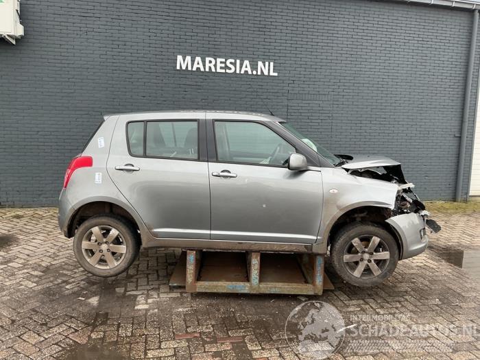 Suzuki Swift Swift (ZA/ZC/ZD1/2/3/9), Hatchback, 2005 / 2015 1.5 VVT 16V