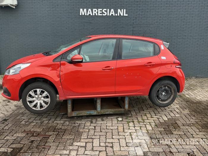 Peugeot 208 208 I (CA/CC/CK/CL), Hatchback, 2012 / 2019 1.2 Vti 12V PureTech 82