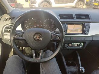 Skoda Fabia Ambition picture 6