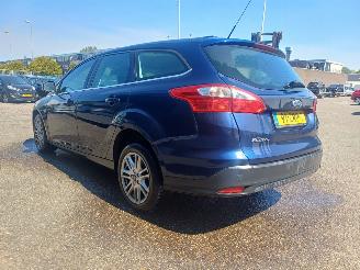 Ford Focus Wagon 1.0 EcoBoost Titanium picture 3