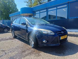 Coche accidentado Ford Focus Wagon 1.0 EcoBoost Titanium 2013/1