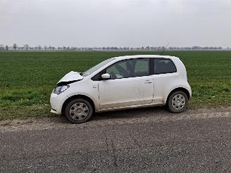 Coche siniestrado Seat Mii 1.0 2012/11