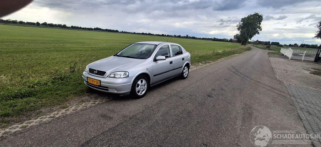 Opel Astra 1.6 8v
