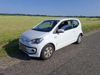 Auto incidentate Volkswagen Up! 1.0 12 v 2013/4
