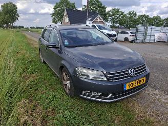 Coche accidentado Volkswagen Passat 1.4 TSI BMT VAR 2011/9