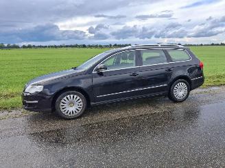 Volkswagen Passat 2.0 TDI picture 2