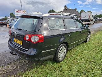 Volkswagen Passat 2.0 TDI picture 7