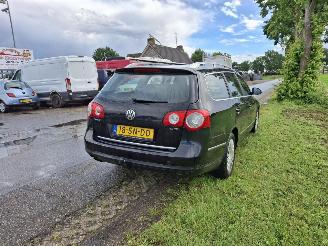 Volkswagen Passat 2.0 TDI picture 6