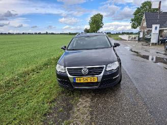 Volkswagen Passat 2.0 TDI picture 3