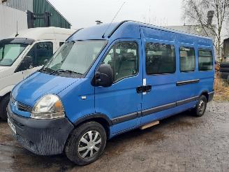 uszkodzony samochody osobowe Renault Master 2.5D 2010/10