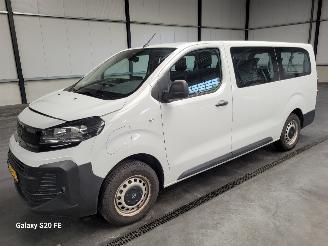 Avarii autoturisme Opel Vivaro Combi L3 100-KW Automaat Elektrisch 9-Persoons 2024/8