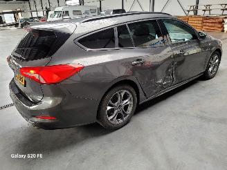 Ford Focus Wagon 1.0 Automaat 92-KW EcoBoost ST-Line picture 4