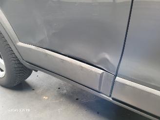 Chevrolet Captiva 2.4i 123-KW 6-Bak LT 2-WD picture 8