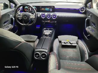 Mercedes A-klasse 180d Limo 85-KW Automaat AMG Panoramadak picture 21