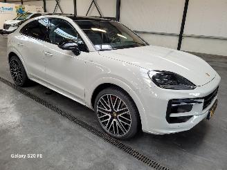 Avarii autoturisme Porsche Cayenne Coupe 3.0 S e-Hybrid 346-KW Automaat 2024/6