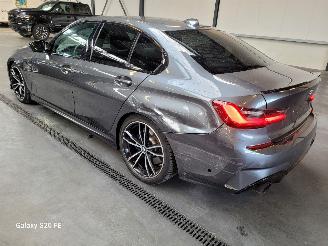 BMW 3-serie 330e Limo 215-KW Automaat M-SPORT picture 2