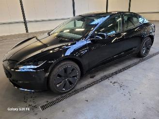 skadebil auto Tesla Model 3 RWD 208-KW 60kwh Automaat Elektrisch 2025/8