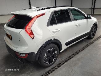 Kia Niro EV 150-KW 64.8kwh Automaat Dynamic+ picture 2
