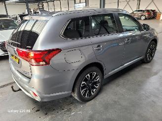 Mitsubishi Outlander 2.0 PHEV 89-KW Automaat 4-WD Executive picture 3
