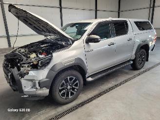 Schadeauto Toyota Hilux 2.8 D-4D 150-KW Automaat 4-WD Invincible Dubbel-Cabine 2023/9