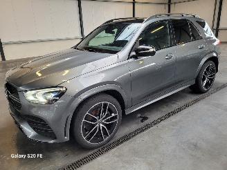 krockskadad bil auto Mercedes GLE 300d 180-KW Automaat 4-MATIC AMG Panoramadak 2021/2