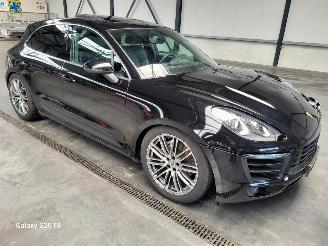 krockskadad bil auto Porsche Macan S 3.0d 190-KW Automaat AWD Panoramadak 2014/11