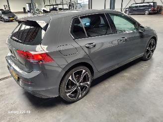 Volkswagen Golf VIII GTE 1.4 e-Hybrid 110-KW DSG 5drs picture 4