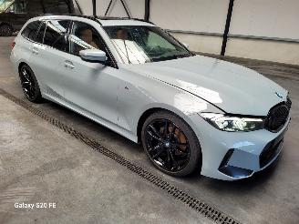 Vaurioauto  passenger cars BMW 3-serie 318i Touring 115-KW Automaat M-Sport Panoramdak 2024/6