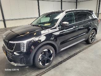 krockskadad bil auto Kia Sorento PHEV 1.6 T-GDi 132-KW Automaat AWD 7-Persoons 2024/7