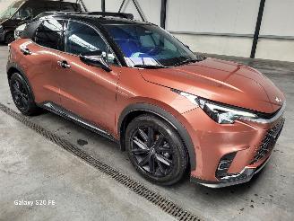 Unfallwagen Lexus LBX Hybrid 1.5 100-KW Automaat AWD Original-Edition 2024/5