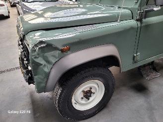 Land Rover Defender 90 2.4 TD 90-KW 6-Bak S 4-WD 3drs picture 4