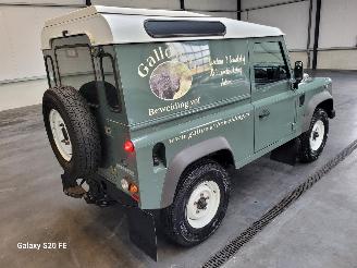 Land Rover Defender 90 2.4 TD 90-KW 6-Bak S 4-WD 3drs picture 2