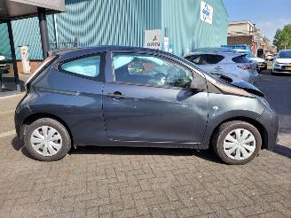 Toyota Aygo 1.0 VVT-i X-Now picture 8