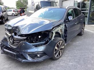 Autoverwertung Renault Mégane Megane IV Estate (RFBK), Combi 5-drs, 2016 1.3 TCE 140 16V 2019/3