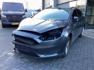 Salvage car Ford Focus Focus 3 Wagon, Combi, 2010 / 2020 1.5 TDCi 2015/11