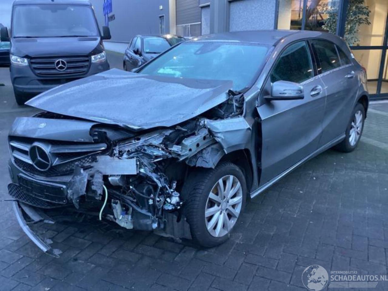 Mercedes A-klasse A (W176), Hatchback, 2012 / 2018 1.6 A-180 16V